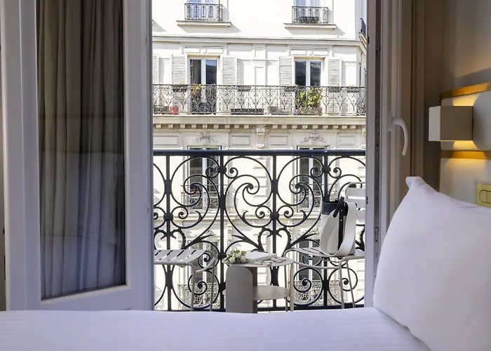 Hotel Beige 4*