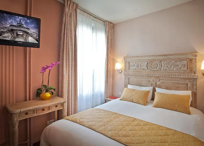 Beige Hotel 4*