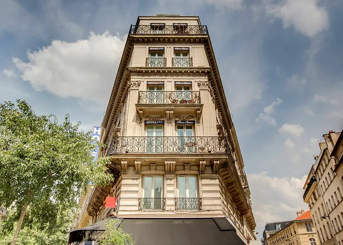 Hotel Beige 4*