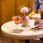 Beige 4* Париж