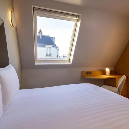 Beige Hotel Paris