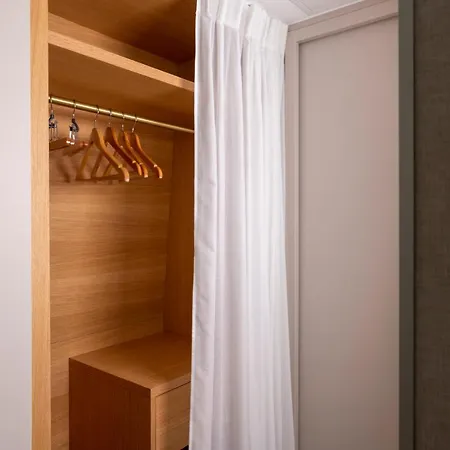 Hotel Beige 4*