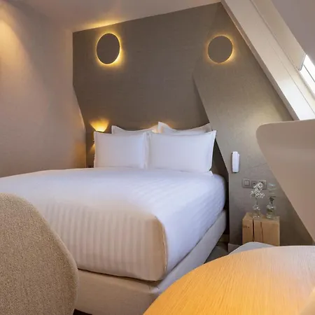 Beige Hotel