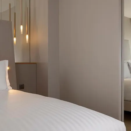 Beige 4* Paris