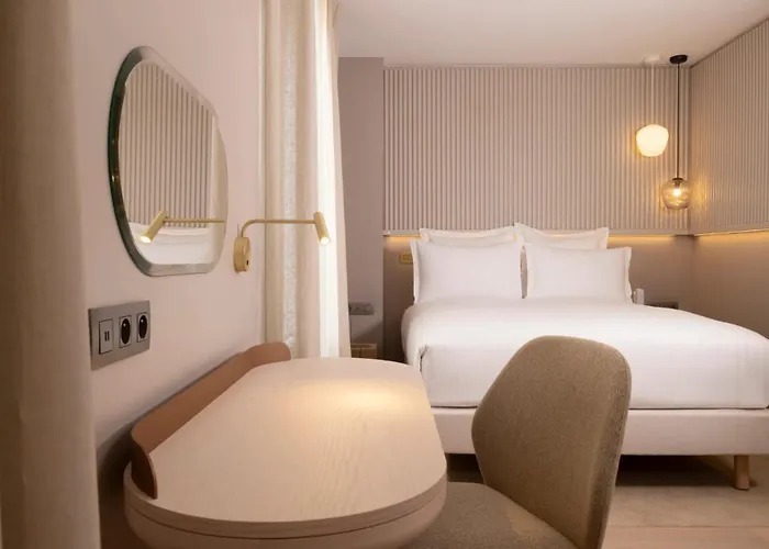Beige Hotell